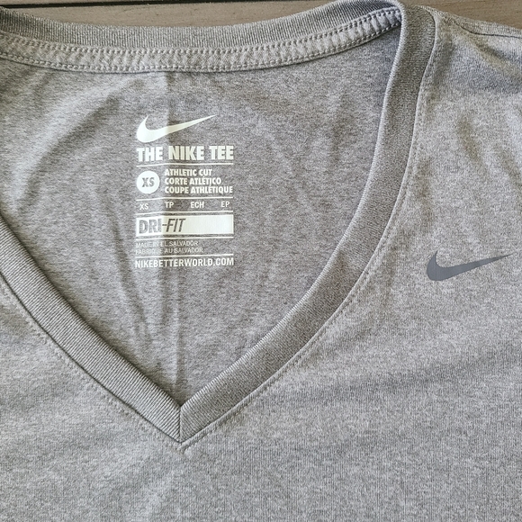 Nike T-shirt - size XS - Picture 3 of 3